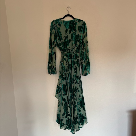 Anthropologie Hutch Long-Sleeve V-Neck Wrap Midi Dress Velvet Green NWT - Picture 8 of 11